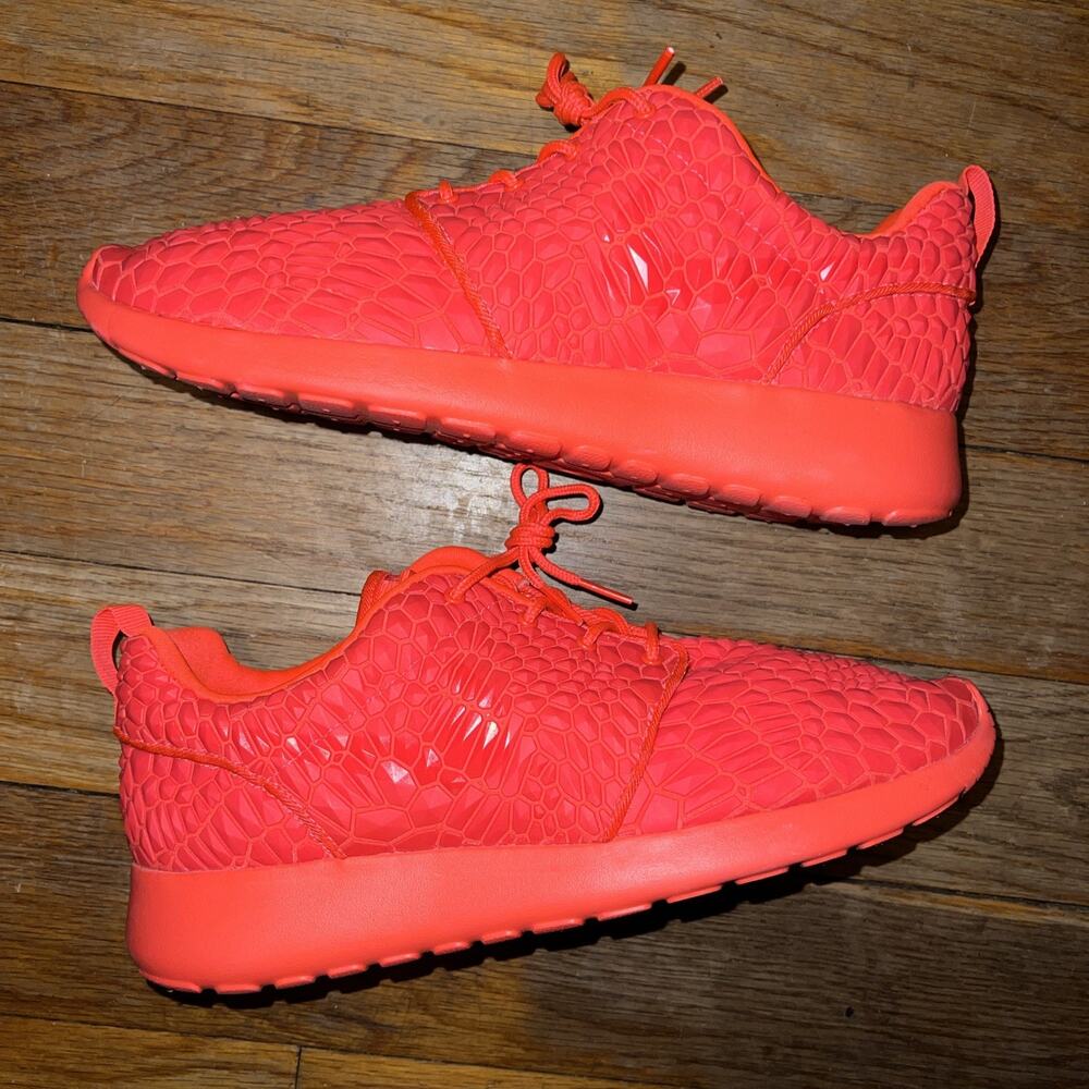 Nike Roshe One DMB Red Women Size 9.5/Men 8 rare.run.october.yzy.train
